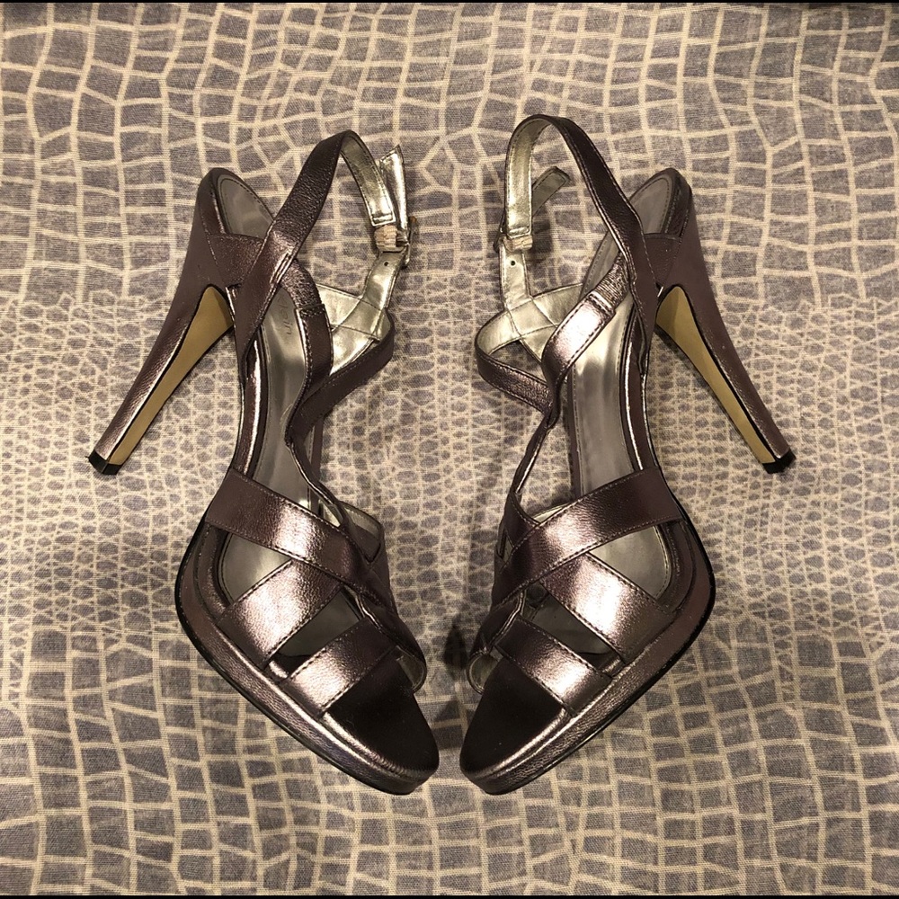 Size 7, Calvin Klein, Silver Heels